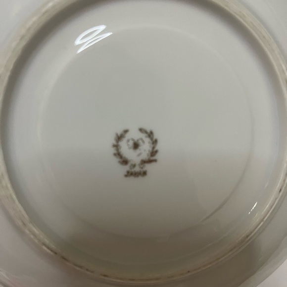 Vintage Yellow Gold Fluted  Tea Cup And Saucer Fruit 3 Legged Cup Made In Japan - Picture 5 of 8